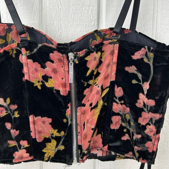 Fashion Nova Women Sleeveless Velvet Bustier Top Black Grunge Whimsigoth Small - Picture 7 of 8